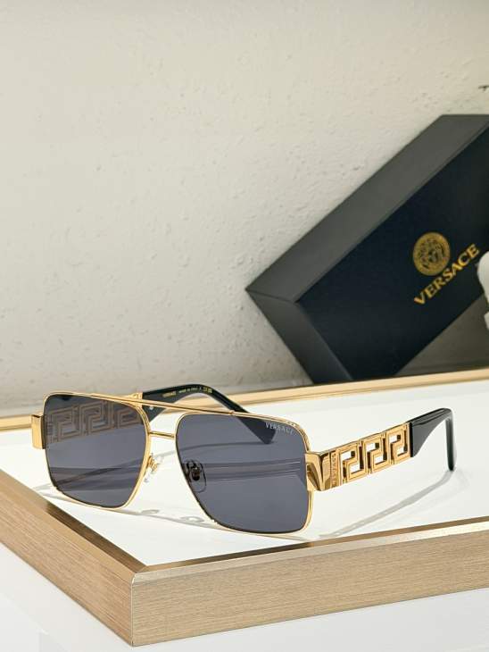 Picture of Versace Sunglasses _SKUfw79614789fw